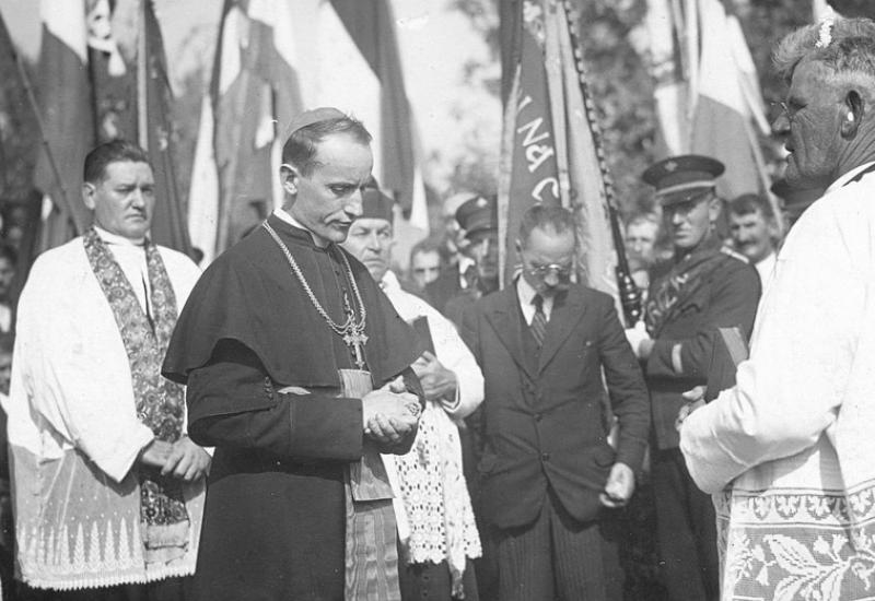Stepinac je postao  najmlađi biskup na svijetu s 36 godina života i nepune četiri godine svećeništva - Blaženi Alojzije Stepinac rodio se na današnji dan