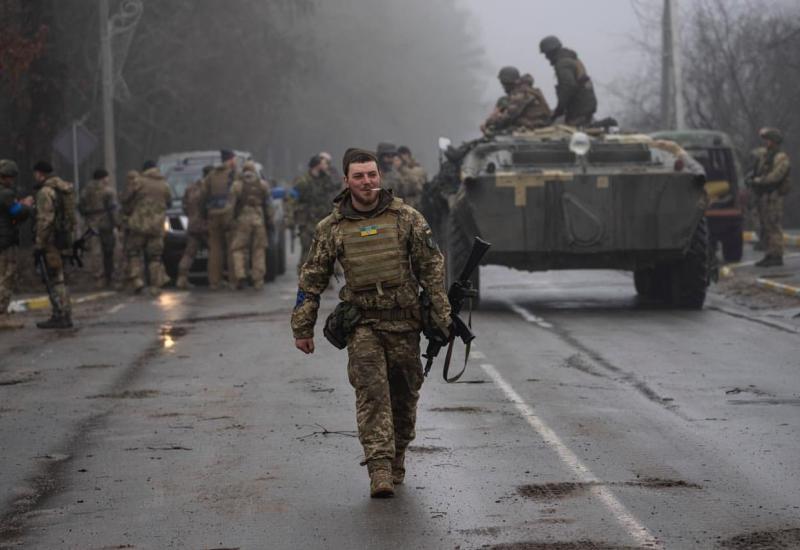 Ukrajina potvrdila da su Rusi pogodili vojnu metu u Kijevu