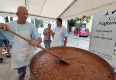 ''Čapljina u tanjuru'' privukla veliki broj ljubitelja dobre hrane i pića u Čapljinu