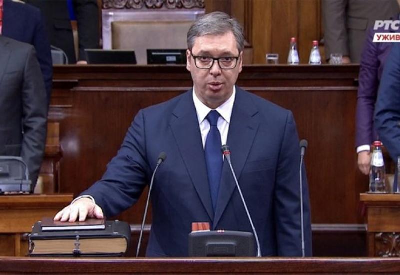  - Vučić položio zakletvu: Nećemo protjerivati Dostojevskog i Čajkovskog