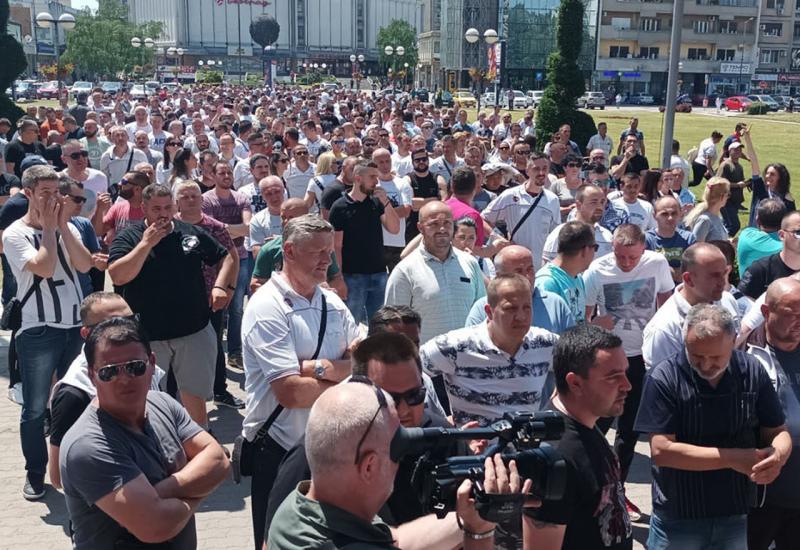Štrajkaju uposlenici srbijanskog Fiata: 1.500 radnika proglašeno viškom