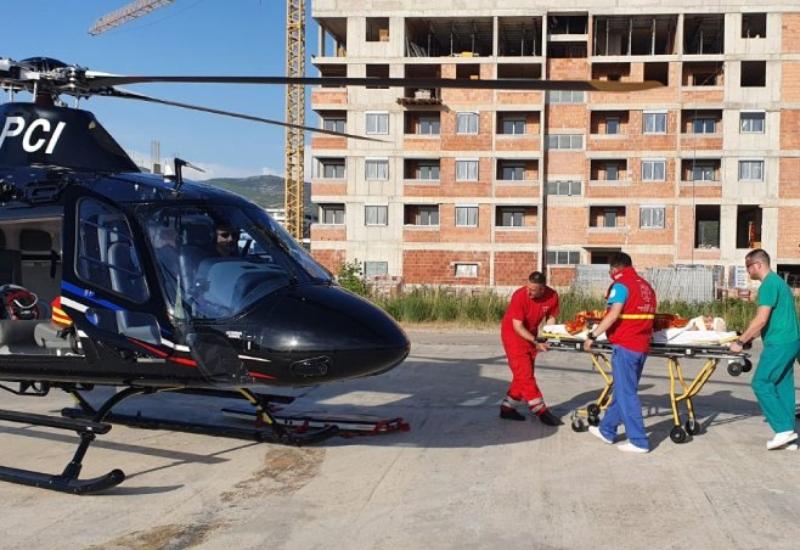 Četverogodišnjak helikopterom prebačen iz Trebinja u Banja Luku  - Četverogodišnjak helikopterom prebačen iz Trebinja u Banja Luku 