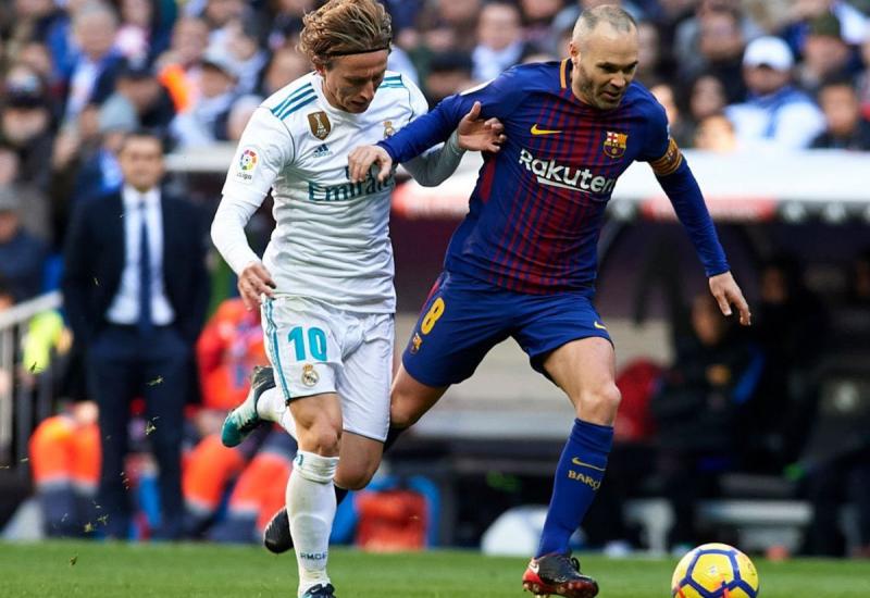 Modrić i Iniesta vodili su mnoge dvoboje u La Ligi - Iniesta šokirao obožavatelje svojim izgledom: 