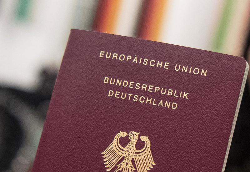 Važna vijest za sve gasterbajtere u Njemačkoj - Mijenja se put do državljanstva