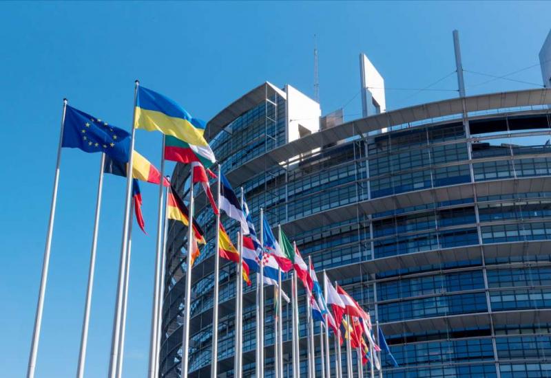 EU planira davati Ukrajini 1,5 milijardi eura mjesečno od sljedeće godine
