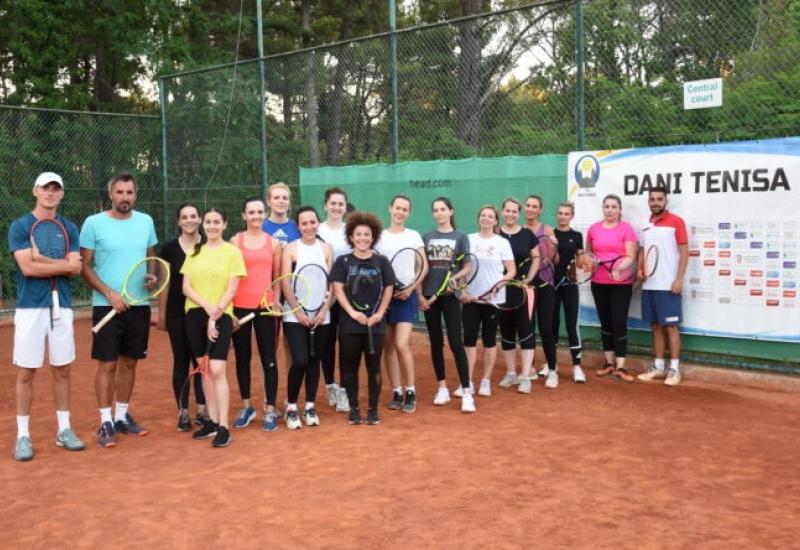 Dani tenisa u Međugorju - Dani tenisa – Međugorje 2022.: Počeo besplatni teniski kamp za žene