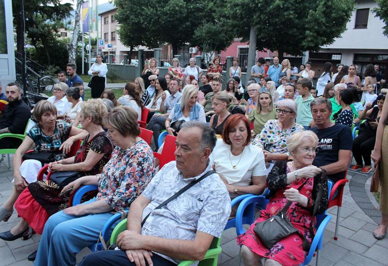 Mjuzikl ''Romska bajka'' oduševio mostarsku publiku