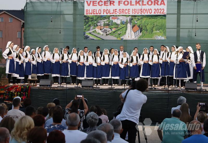 Nastup HKUD Bijelo Polje - Počeli Dani Srca Isusova u Bijelom Polju