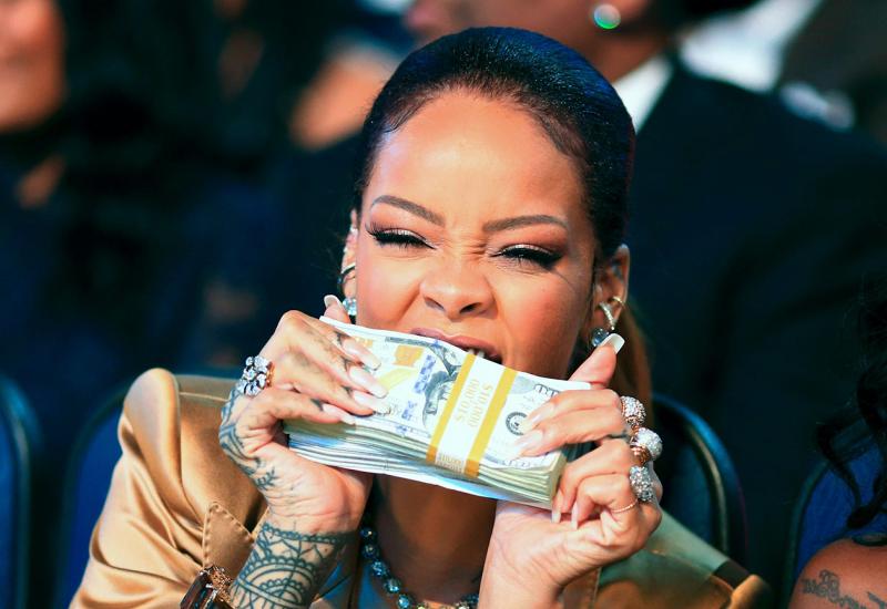 Rihanna je najmlađa samoostvarena milijarderka u SAD-u
