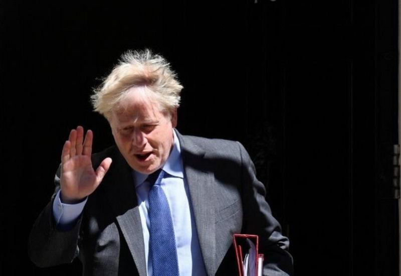 Boris Johnson podnosi ostavku