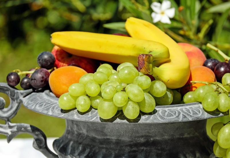 Ako želite smršavjeti, jedite voće prije svakog obroka