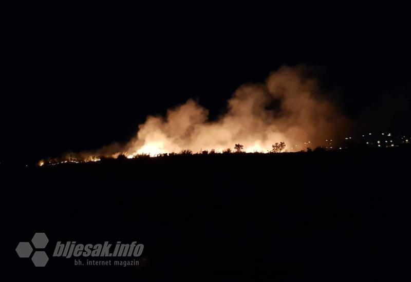 Mostar: Tijekom večeri požar na lokalitetu Sjeverni logor