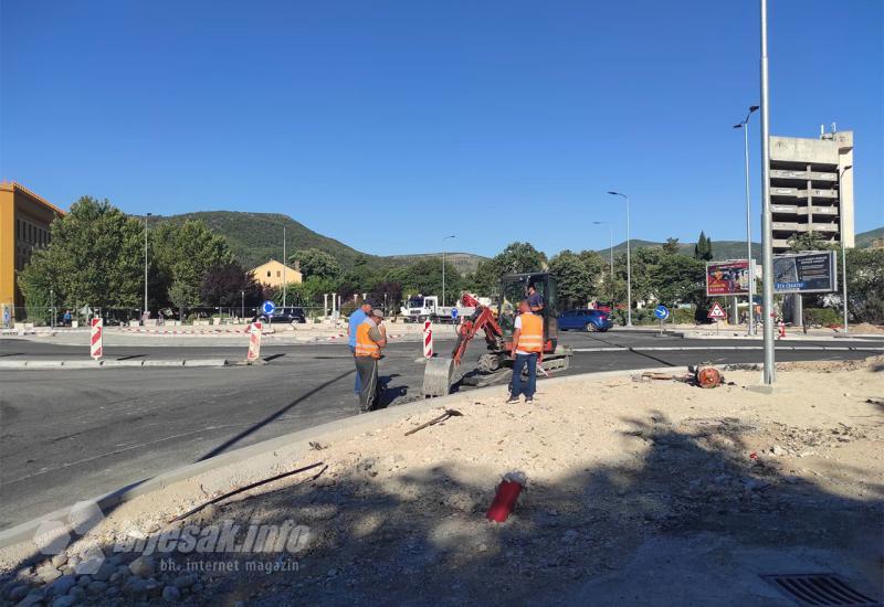 Radi asfaltiranja ceste oko Španjolskog trga očekujte gužvu u prometu