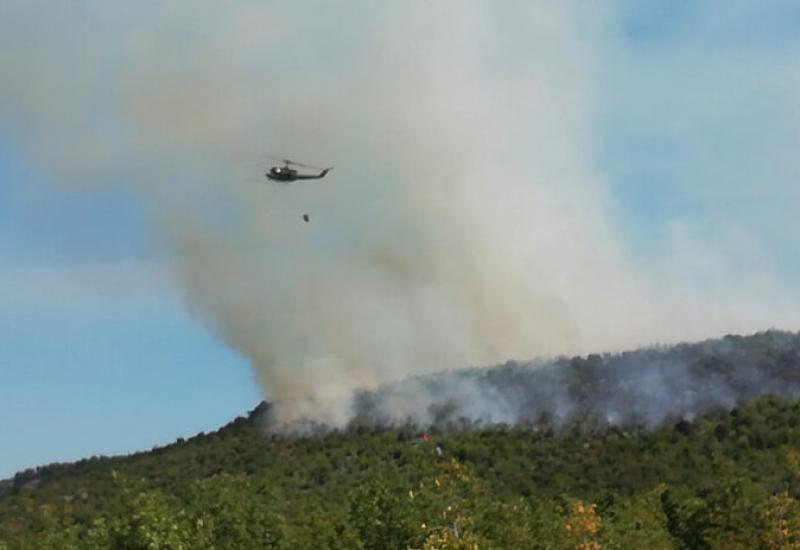 Požar i dalje aktivan - Čapljia i Čitluk: Požari ipak nisu ugašeni, aktiviraju se kako vjetar puše