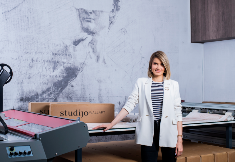 Josipa Maras - Ljubušanka pokrenula prvu tvornicu tapeta u Hrvatskoj, njezini radovi krase zidove širom svijeta