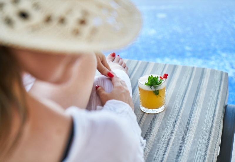 Izbjegavajte ova pića ljeti – samo će vas dodatno dehidrirati