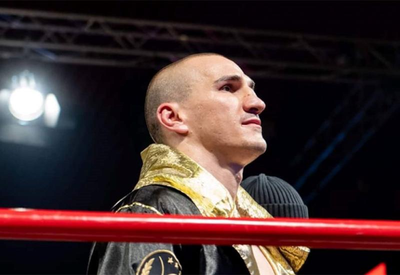 Mostarac u ringu: Emil Markić u borbi za svjetsku slavu