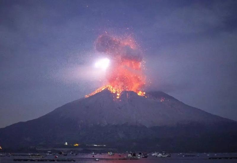 Vulkan Sakurajima u Japanu eruptirao, uzbuna na najvišoj razini