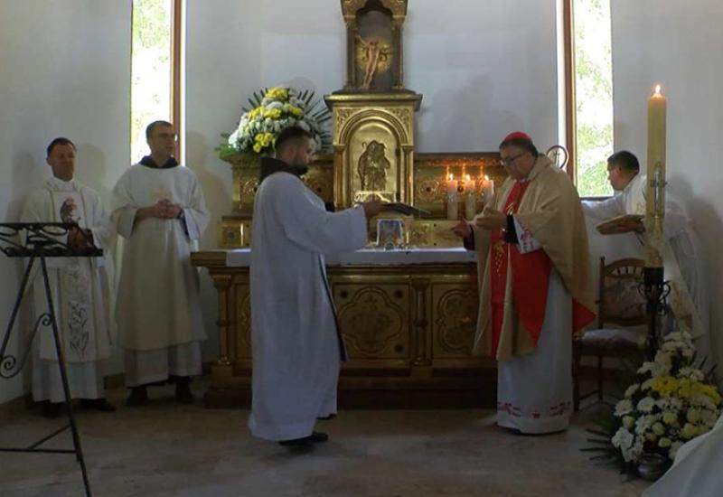 Kardinal Puljić blagoslovio crkvu koju je izgradio Bugojanac Husein Smajić
