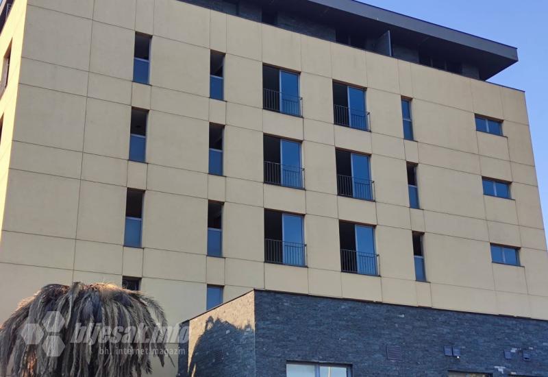 Ukradena stakla s hotela Mogorjelo: Policija uhitila osumnjičenog 