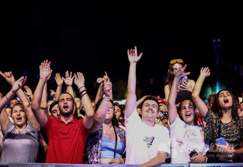 Druga večer Mostar Summer Festa - Druga večer Mostar Summer Festa - publika u transu!