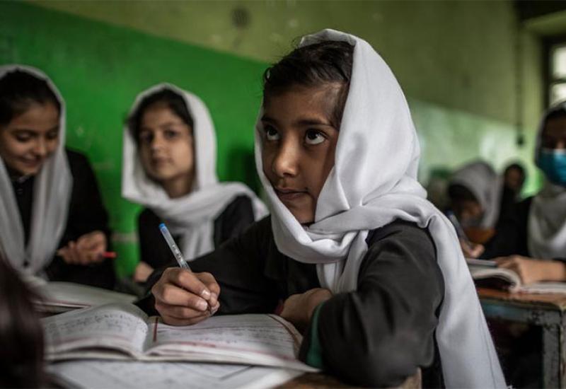 Afganistanskim djevojčicama se zabranjuje da idu u školu - Prije godinu dana su preuzeli vlast, jesu li talibani održali obećanja?