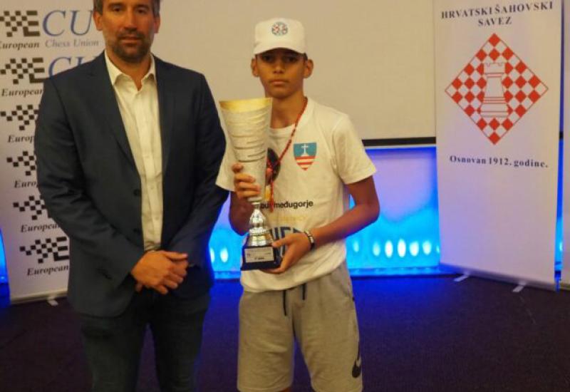 Borna Pehar treći na Europskom amaterskom prvenstvu u šahu  - Borna Pehar treći na Europskom prvenstvu