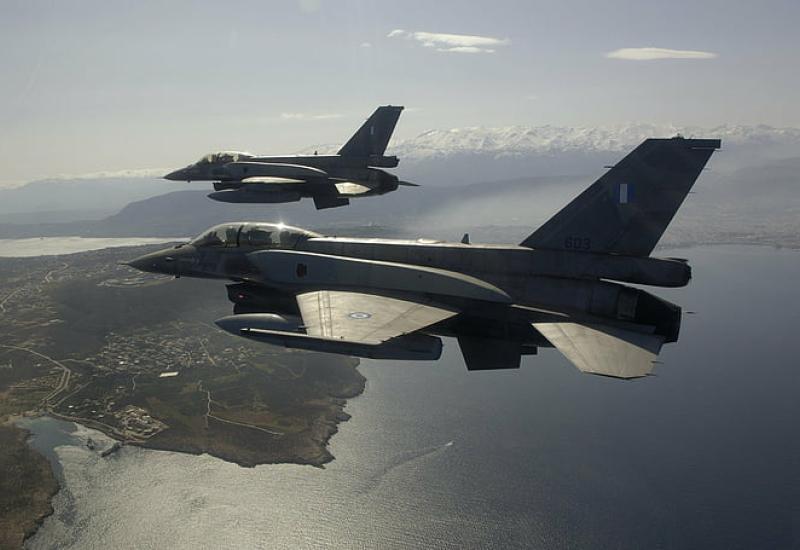 Grčki vojni zrakoplovi ometali turske iznad Egejskog mora