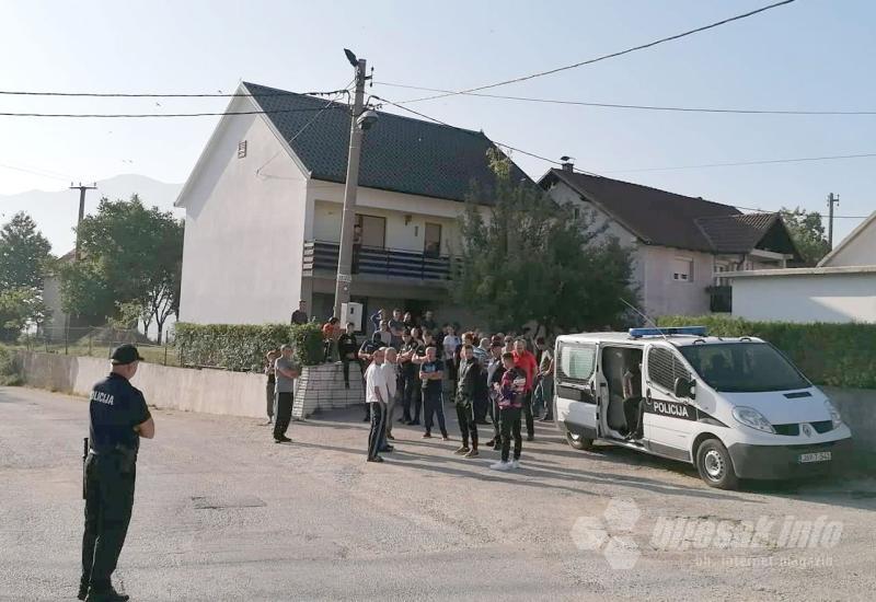 Livno: ''Vlasti šalju policiju da se obračuna s mještanima''