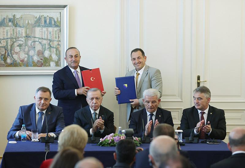 Sporazum o uzajamnoj zaštiti i razmjeni tajnih podataka - Erdogan protiv nametanja: S Turskom potpisan vojni sporazum i način putovanja 