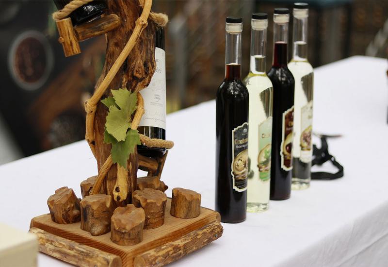 Proizvođači žilavke i blatine okupili se na Festivalu vrhunskih vina BLAŽ Enology - Proizvođači žilavke i blatine okupili se na Festivalu vrhunskih vina 