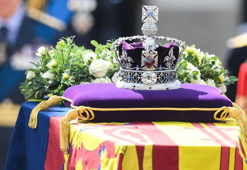 Kraljica Elizabeta položena u kraljevsku kriptu prije privatnog pogreba - Što je svijet prošao u 2022.?