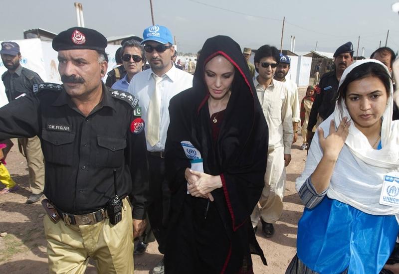 Angelina Jolie stigla u Pakistan da pomogne žrtvama poplava