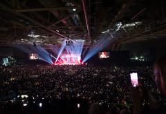 Ne mare za izbore: 16.000 ljudi pjevalo sa Stingom 