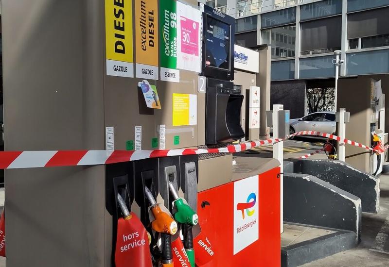 Ilustracija - U Francuskoj redovi na benzinskim pumpama 