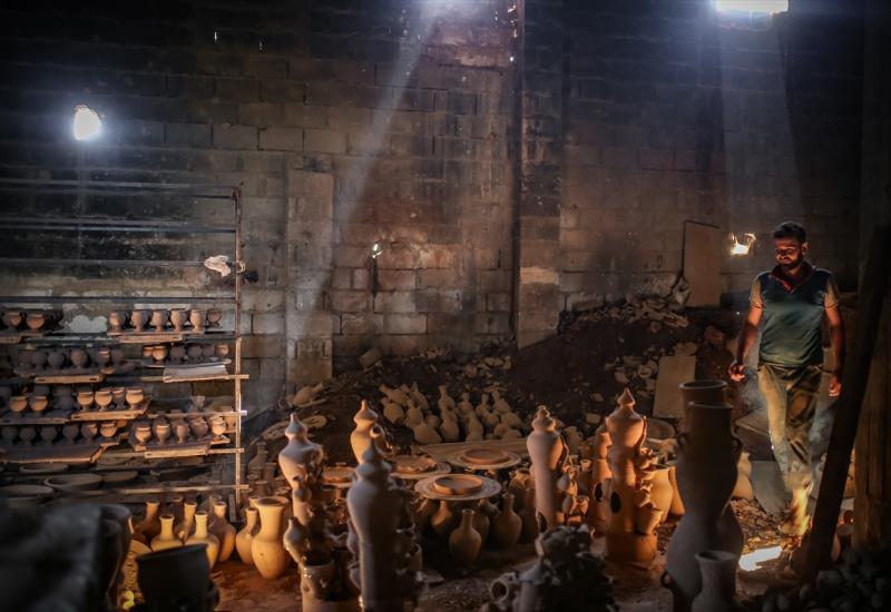 Majstori nastavljaju stoljetnu tradiciju grnčarstva u Idlibu - Majstori nastavljaju stoljetnu tradiciju grnčarstva