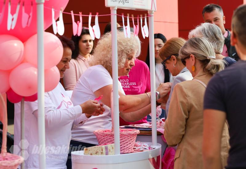 Dan roza vrpce u Mostaru - Dan roza vrpce: Žene je nose hrabro i s ponosom
