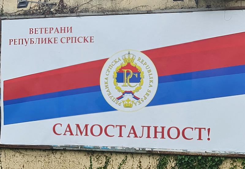 Širom Banja Luke plakati s natpisom ''Samostalnost''