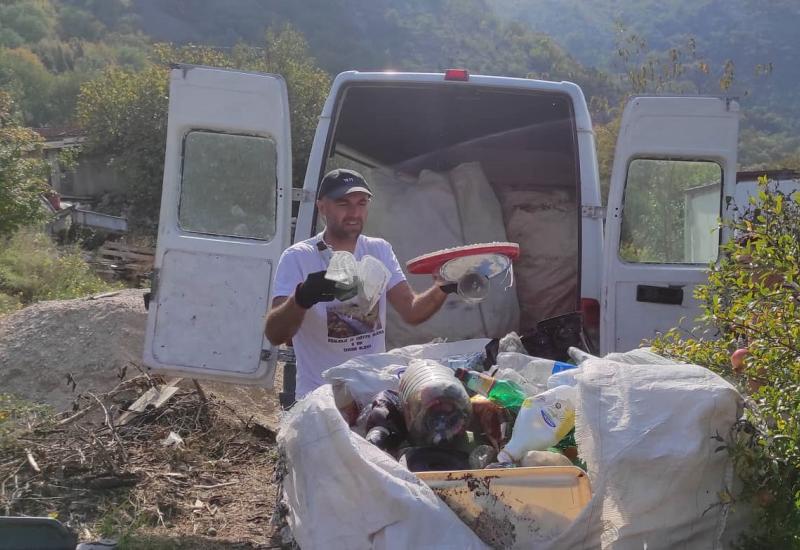 Ekološka udruga Majski cvijet organizira odvoz  PET ambalaže na reciklažu u Sarajevo
