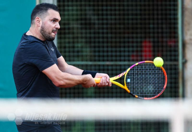 Završena Tenis liga rekreativaca Mostar - Karadža uzeo završni Masters