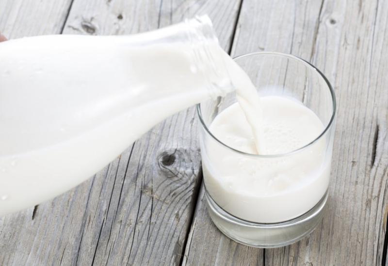 Mljekari najavljuju prosvjede: Neopravdane visoke cijene mlijeka