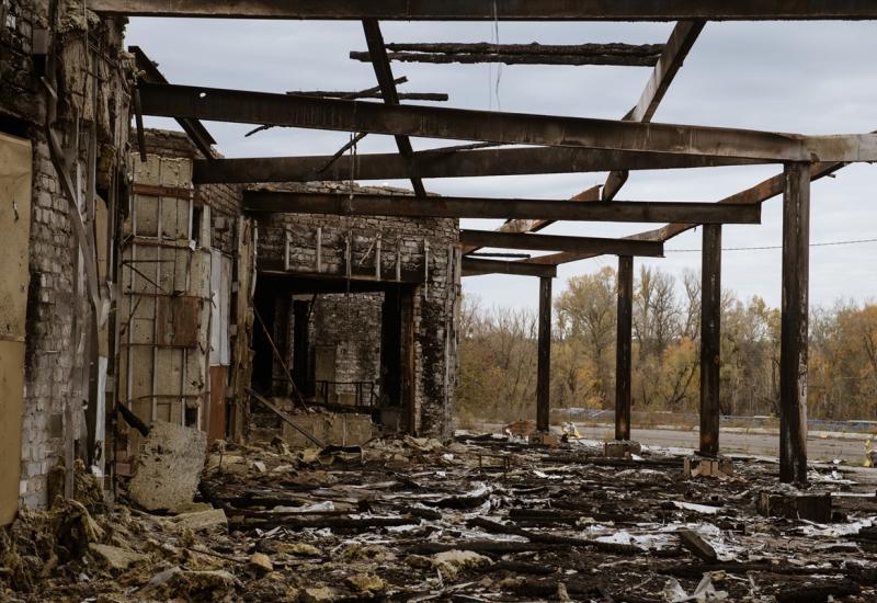 Razoreni Sviatohirsk - Mještani oslobođenog Sviatohirska preživljavaju bez vode, pline i struje