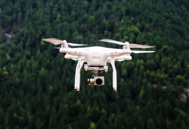 Policija ''obara'' dronove iznad Međugorja