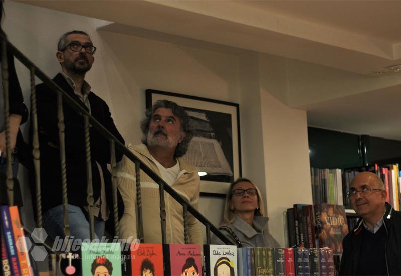 Almin Kaplan na mostarskom predstavljanju knjige - Tražilo se mjesto više za druženje s piscem: Almin Kaplan u Mostaru