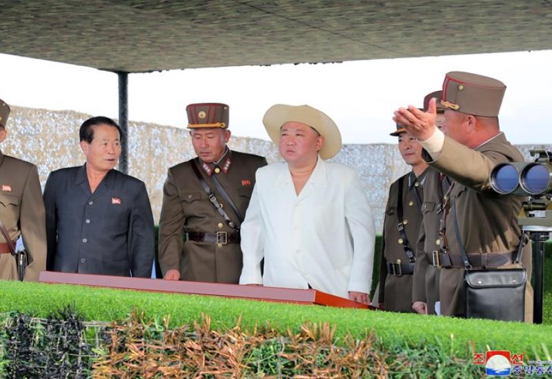Ilustracija - Sjeverna Koreja zanijekala da s Rusijom ima poslove s oružjem