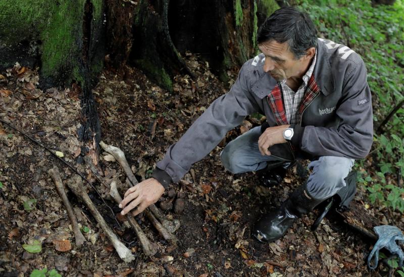 Preminuo sakupljač kostiju žrtava genocida u Srebrenici