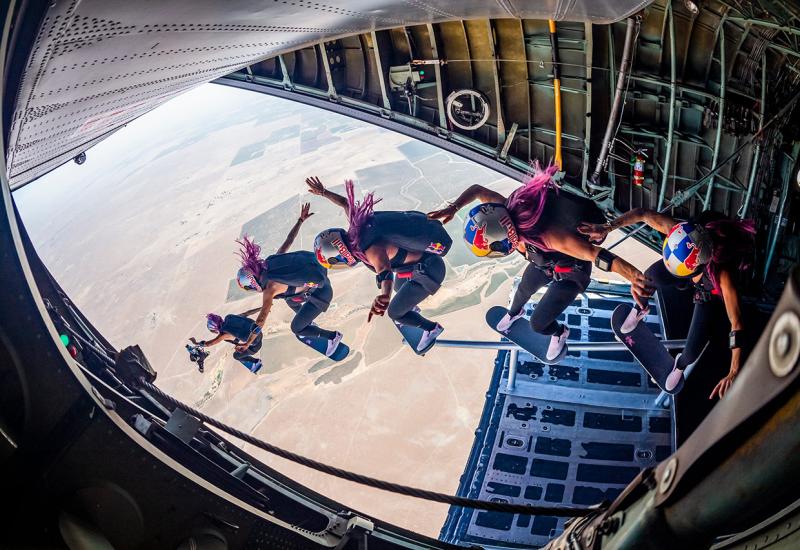 VIDEO: Spektakularni skok iz aviona Leticie Bufoni