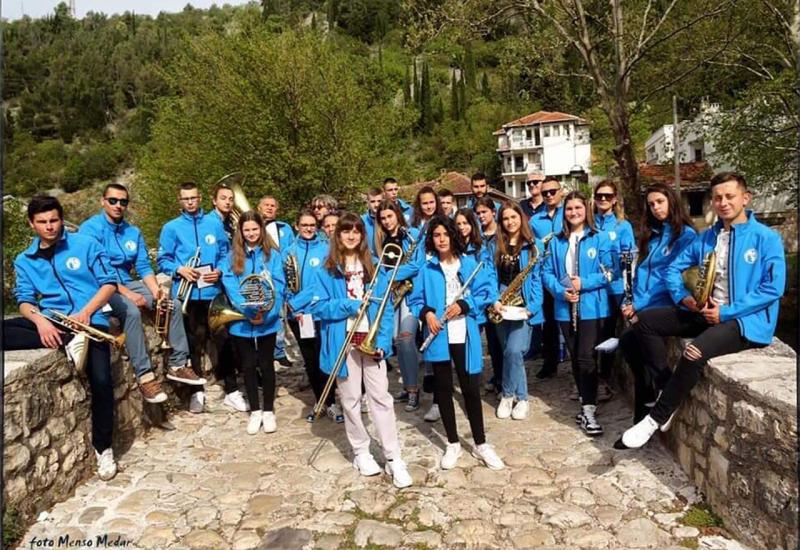 Gradski orkestar Stolac u akciji protiv korupcijskog djelovanja