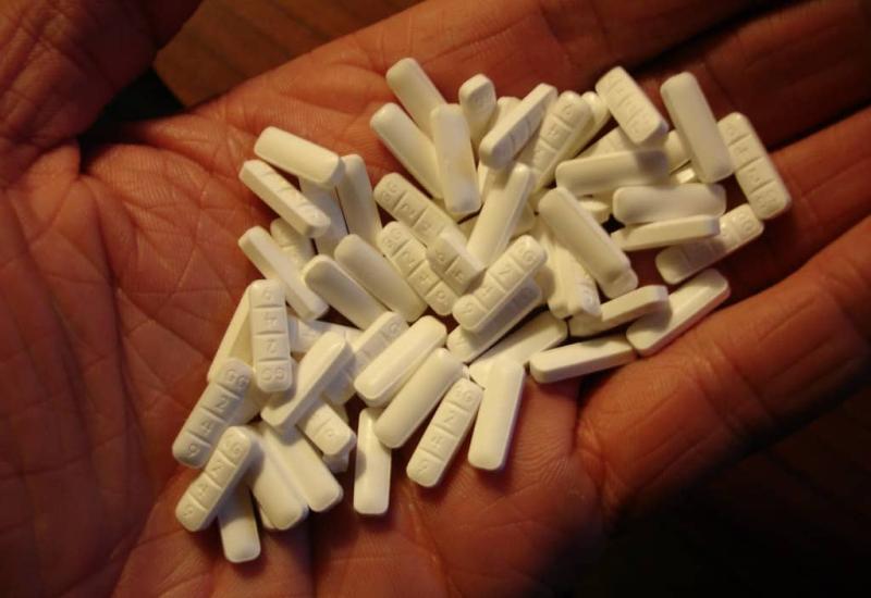 Državljanka BiH pokušala prenijeti 420 tableta Xanaxa