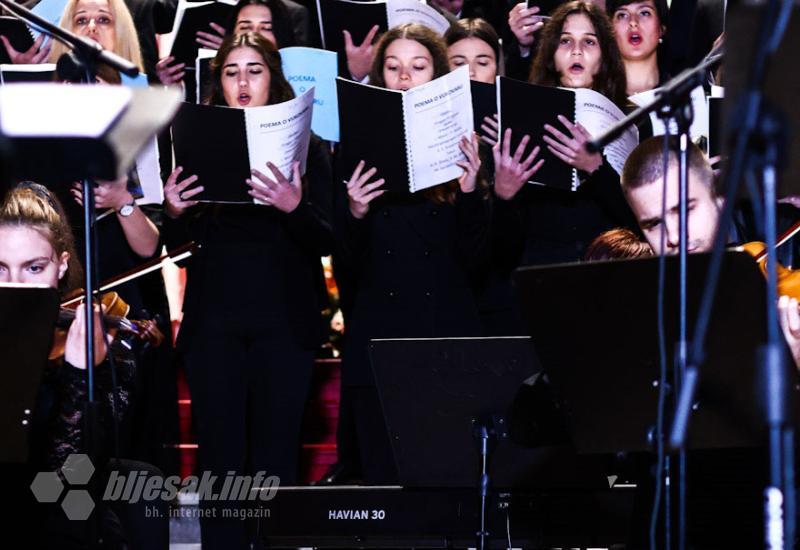 Poema o Vukovaru don Dragana Filipovića izvedena u mostarskoj katedrali